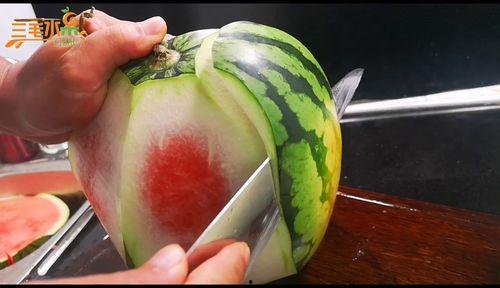 多人KTV吃瓜,揭秘多人吃瓜背后的欢乐与秘密